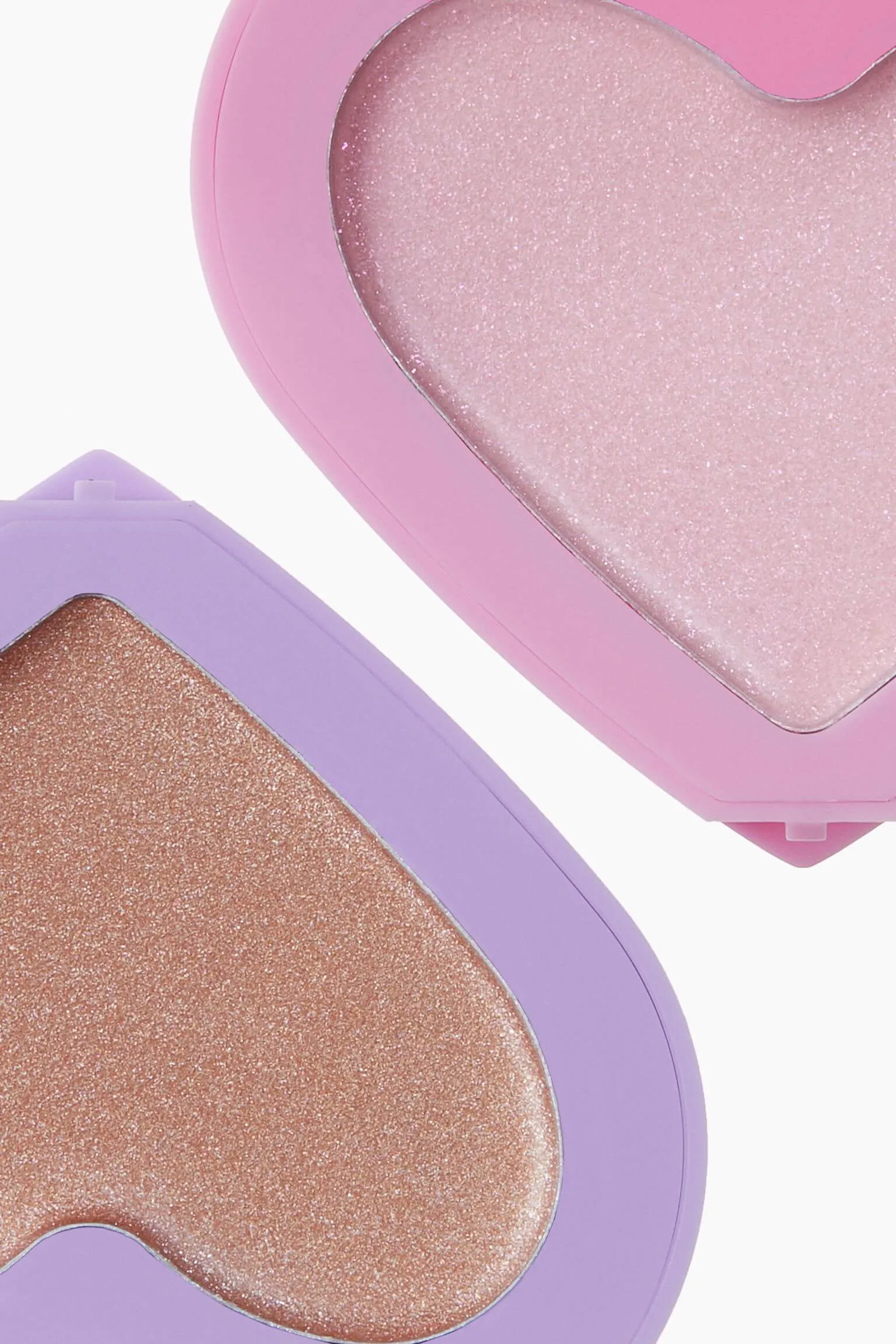 Highlighter H&M Heart-shaped Cream, shade Iridescent Pink